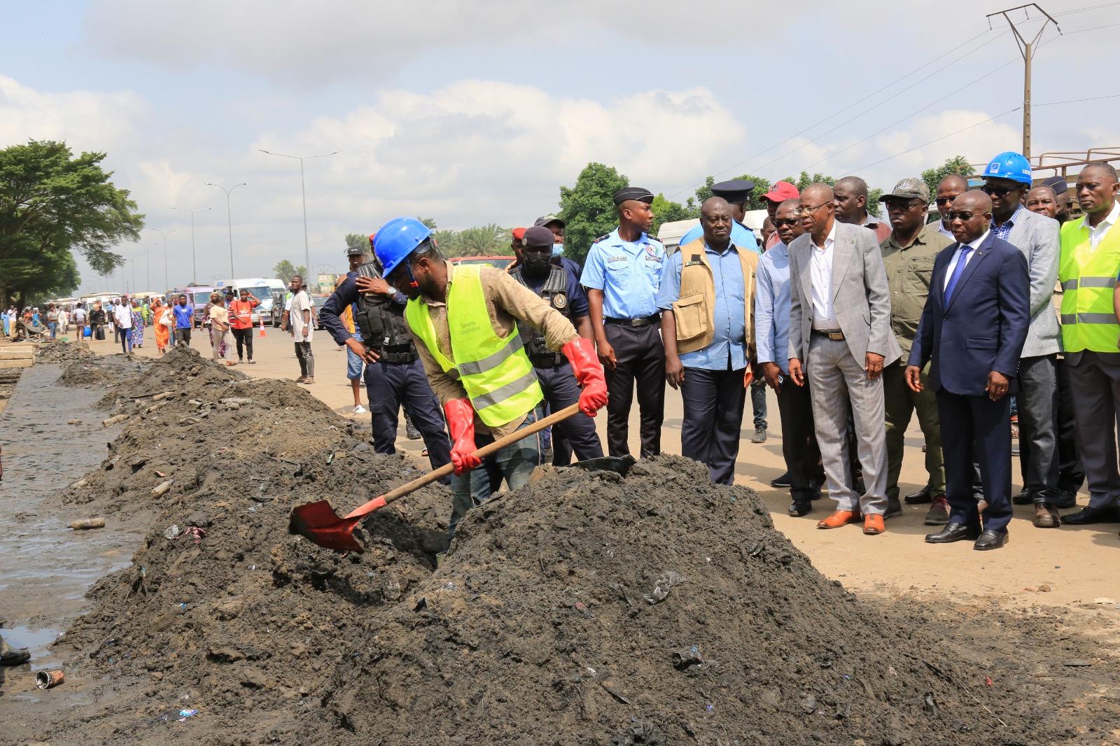 En Pr Lude Aux Saisons De Pluies Bouak Fofana Lance Des Travaux De