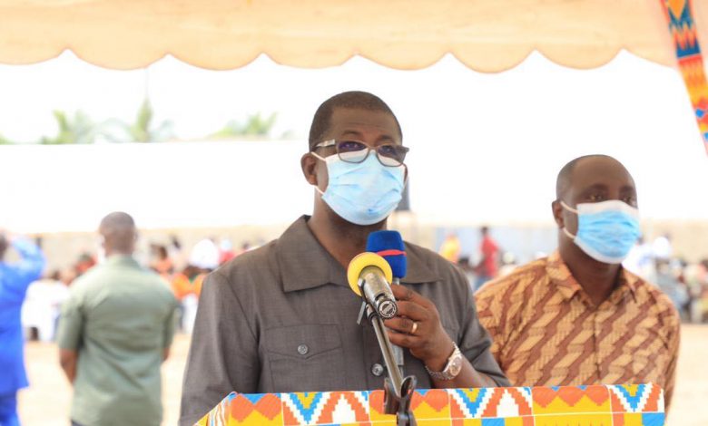 Photo of Adiaké, Port-Bouët- Hien Sié salue l’humilité de Nanan Aka Djohan et partage avec des élèves son histoire