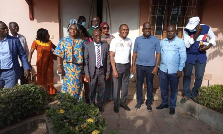 Photo of Législatives 2021 Gbêkê 2 – Jean Claude Kouassi à ses pairs candidats : “Nous avons un terrain qu’il faut arroser, même quand il pleut, pour que les plantes poussent”