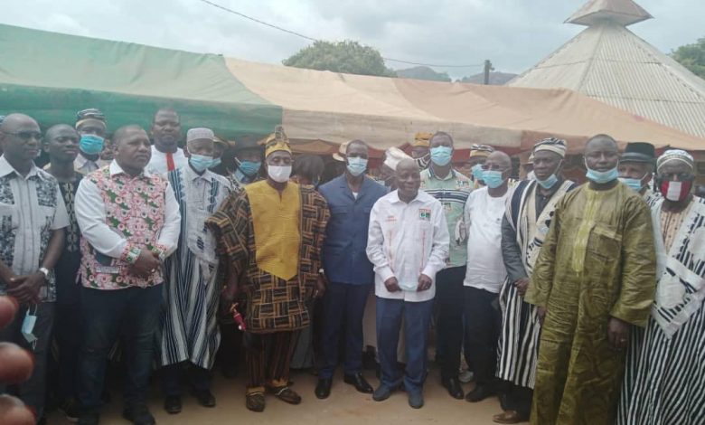 Photo of Législatives 2021 dans le Tonkpi- Les 12 candidats du RHDP obtiennent la bénédiction du chef suprême des Dan