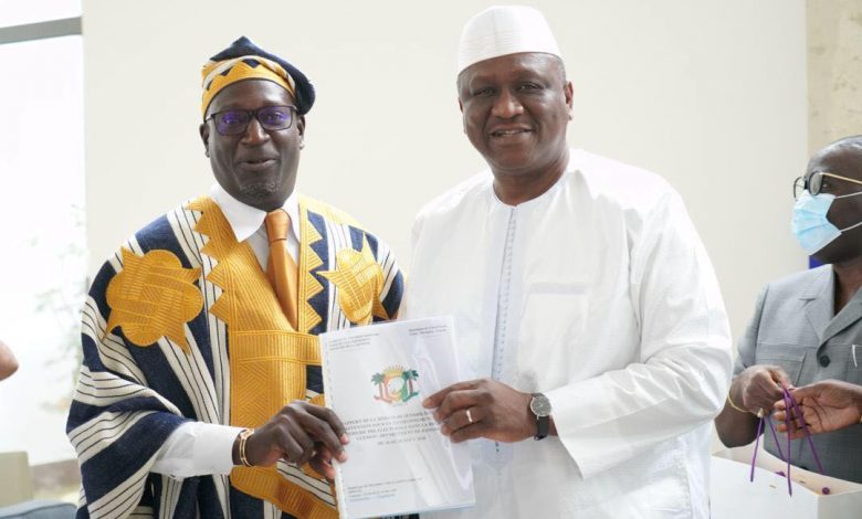 Photo of Témoignage sur Hamed Bakayoko – Evariste Méambly : “J’aimerai lui dédier la libération de tous les prisonniers de la crise de 2010”