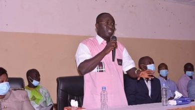 Photo of Béoumi Oka Séraphin offre des motos aux chefs traditionnels