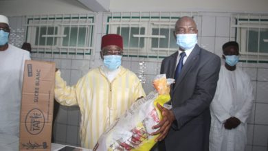 Photo of Ramadan 2021 Le Président Alassane Ouattara fait don de sucre et de riz à la communauté musulmane
