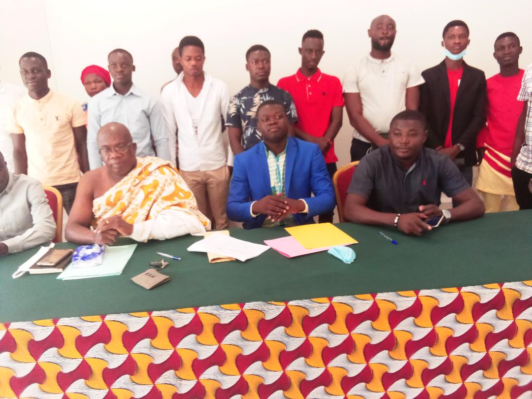 Au cours d'une conférence de presse, le samedi 5 juin 2021 à la Riviéra à Cocody , le secrétaire général du Mouvement des jeunes unis