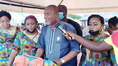Photo of N’goran Koffi, DGA du Conseil Café-Cacao aux femmes de ‘’Amazones de Monad-Hamb-Bak’’ : “Une seule alternative s’impose, c’est d’appartenir au Rhdp”
