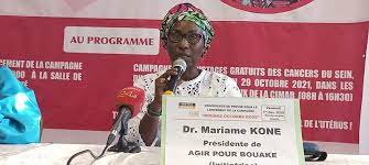 Le vendredi 01 octobre 2021 à la salle de réunion du Marché de Gros de Bouaké, Dr Mariame Koné, présidente de l'association "Agir pour Bouaké"