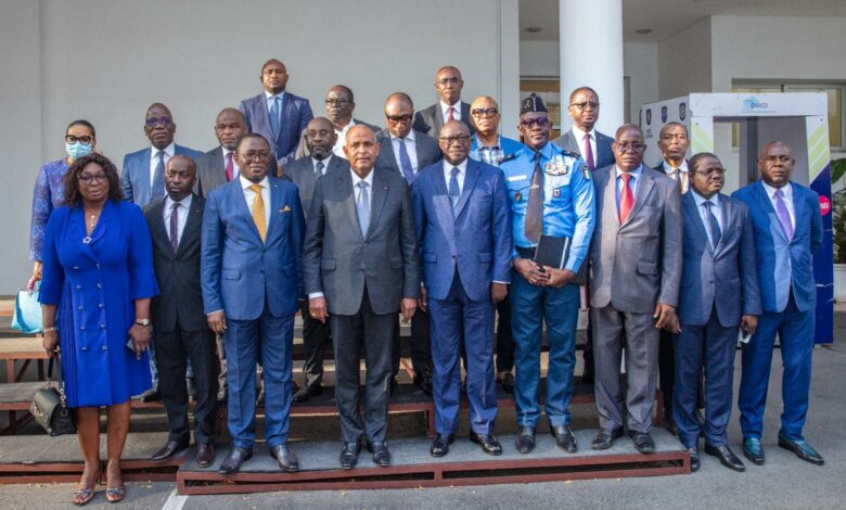 Photo of Le Premier ministre Patrick Achi à Danho et à Amichia : “La prochaine fois ce sera la sanction immédiate”