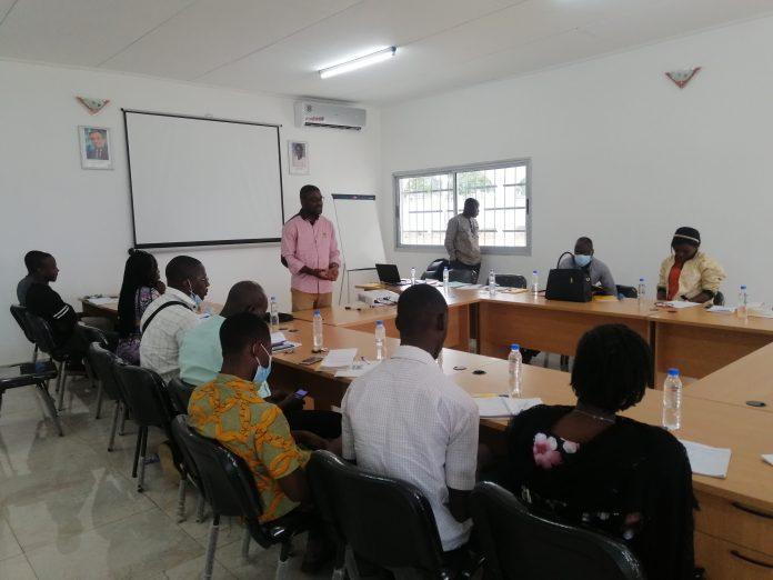 Le mercredi 24 novembre 2021, une vingtaine d'hommes et femmes de médias de tout support exerçant à Bouaké ont participé, à un atelier