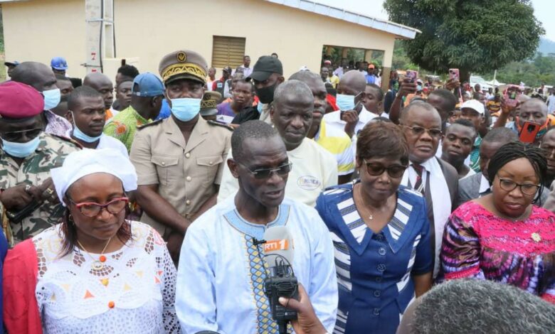 Photo of Visite à Kabakouma, fête de la lumière à Blagouin- Vagongo Diomandé s’incline sur la tombe du Général Robert Gueï et appelle à dire merci à Ouattara.