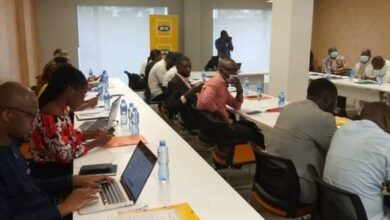 Photo of Presse – 30 journalistes formés aux défis de la désinformation