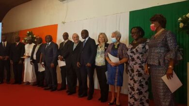 Photo of 47 personnalités distinguées dans l’ordre du mérite de la communication- Amadou Coulibaly : « Nous demeurons convaincus que cette distinction représente (…) une contribution à la noble vision de la Côte d’Ivoire solidaire »
