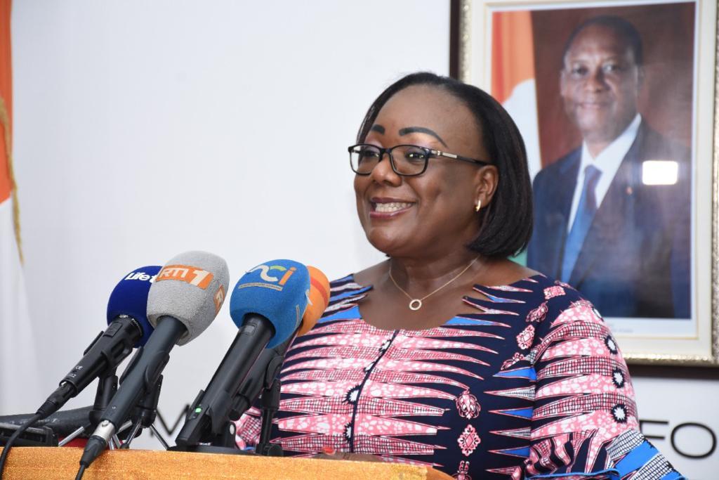 La ministre de la fonction publique et de la modernisation de l’administration, Anne Désirée Ouloto a indiqué qu’en 2022,