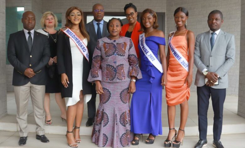 Photo of La ministre-gouverneure Raymonde Goudou Coffie aux Miss du District de Dimbokro : “Vous pouvez compter sur mon soutien, mon accompagnement”