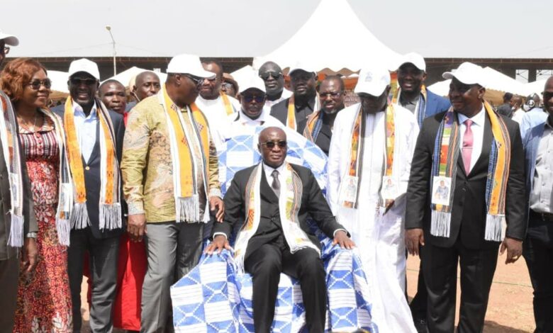 Photo of District du Zanzan-Le Ministre d’État Kobenan Kouassi Adjoumani au Ministre-Gouverneur Touré Souleymane : “Vous n’êtes pas seul et vous ne serez jamais seul”