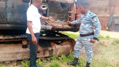 Photo of Les engins affectés au bitumage de la commune de Diabo vandalisés- Le maire Koumoin René réagit et dit ce qu’il réserve aux vandales