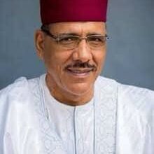 Photo of Niger- Qu’a fait Mohamed Bazoum de sa première année au pouvoir