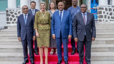 Photo of Inclusion financière- La Reine Màxima propose ses solutions au Premier ministre Patrick Achi