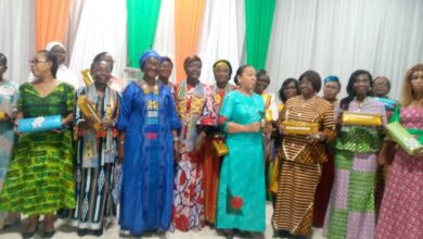 Photo of Fête des mères 2022- Mariatou Koné comble 523 femmes de cadeaux