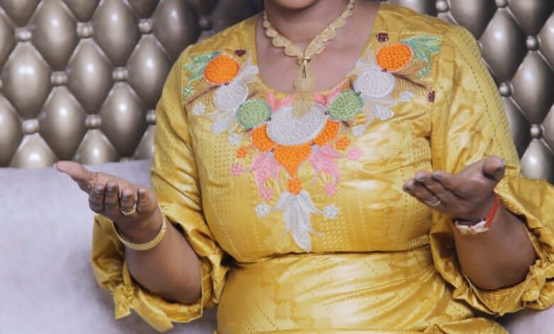 Photo of RDV de l’honorable Adjaratou – La députée de Koumassi entretient les internautes sur les valeurs en leadership.