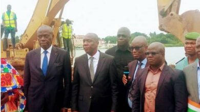 Photo of Lancement des travaux de réhabilitation des lacs de Yamoussoukro par le ministre Jean Luc Assi- Mission réussie pour le ministre-gouverneur Augustin Thiam