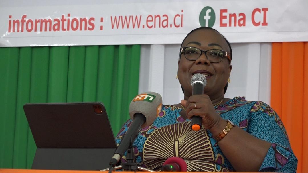 Anne Désiré Ouloto, ministre de la Fonction publique, Marraine de la journée des élèves de la 56e promotion de l'École Nationale