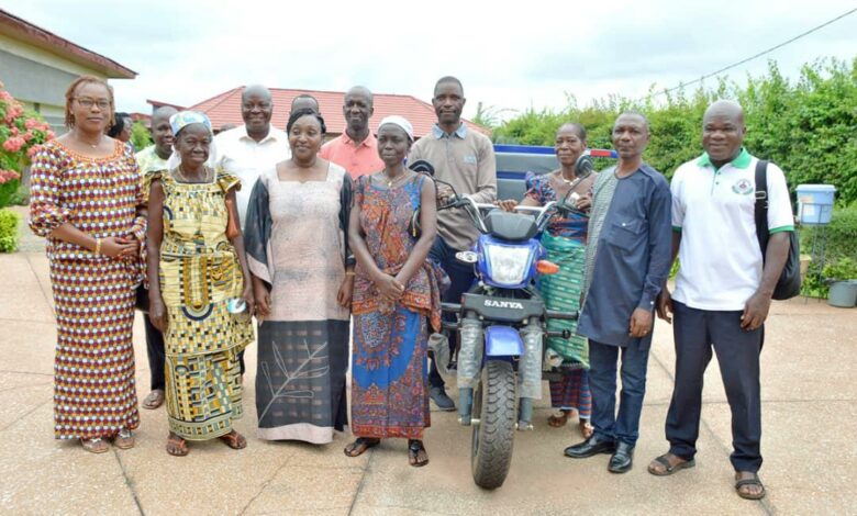 Photo of Fête des ignames à Toumodi-  Djangomenou désormais aux côtés de Raymonde Goudou Coffie pour le développement