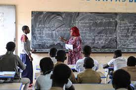 Le gouvernement ivoirien a versé aux enseignants-contractuels le reliquat de leur pécule le mardi 20 décembre 2022.