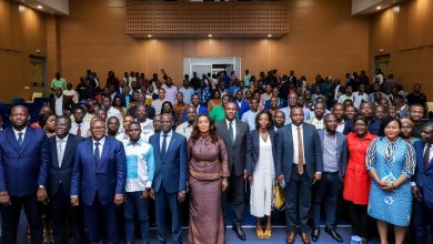 Photo of Insertion professionnelle – Des ministres invitent des jeunes de l’opposition à suivre les informations