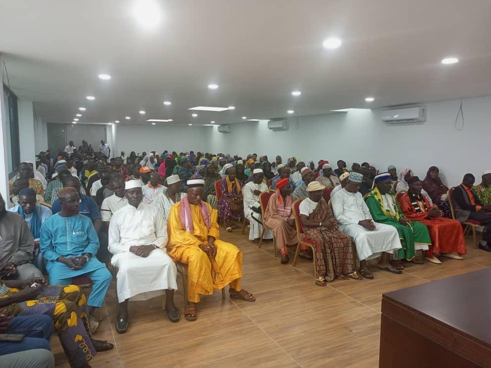 Le mardi 11 avril 2023, des populations de la commune de Divo ont organisé une journée d’hommage au chef de l’État Alassane Ouattara