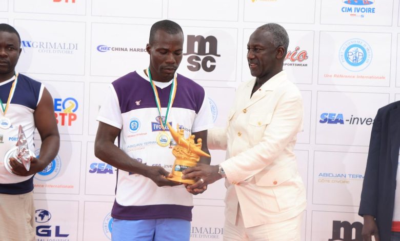 Photo of Êlê Festival à 2023 : Les Anges de Kacoukro Lagune vainqueurs de la Course de pirogues de la 7e édition