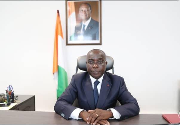Le ministre de l’Hydraulique, de l’Assainissement et de la Salubrité était en direct avec des internautes le jeudi 13 juillet 2023,