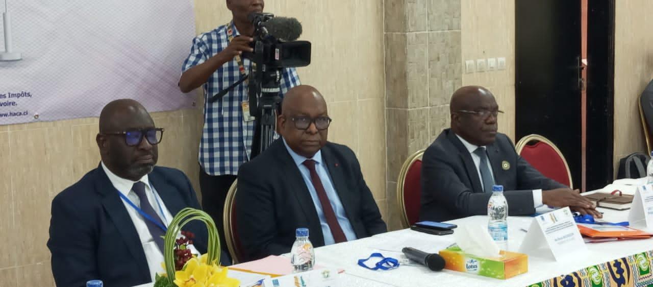 La Haute autorité de la communication audiovisuelle(Haca) a organisé, le jeudi 2 novembre 2023 à Abidjan, un atelier pour sensibiliser