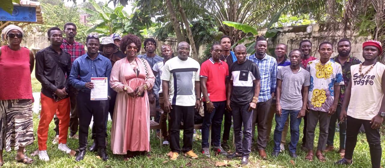 En prélude au Salon des grandes cimaises d’Abidjan (Sgca)qui démarre le 25 novembre 2023 , son commissaire général Adou Kouakou Emmanuel