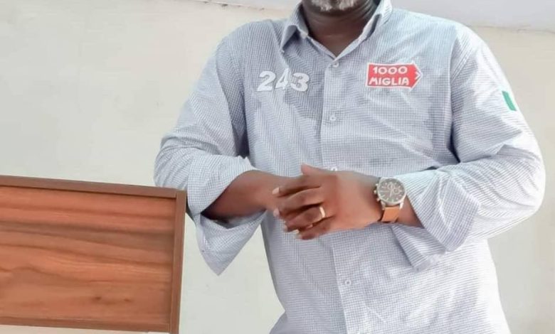 Photo of Jonathan Morrisson libre,son père Ébenezer réagit