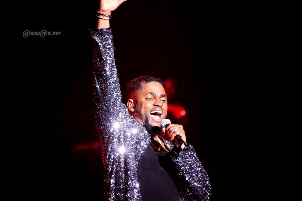 Bebi Philip a déclaré, lors du concert-live qu’il a donné, le samedi 2 décembre 2023, à la salle François Lougah du palais de la Culture