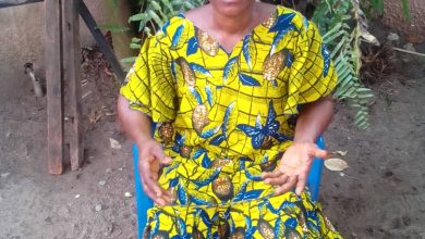 Photo of Interview – Zéo-Bangolo La mère de l’instituteur ligoté et tué en maillot des Éléphants pour 100 mille Fcfa crie sa douleur et réclame justice