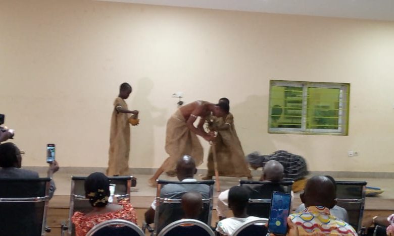 Photo of Yamoussoukro -Caravane de l’animation par le livre:   18 établissements scolaires dans le viseur de l’Ong « Viens lire »