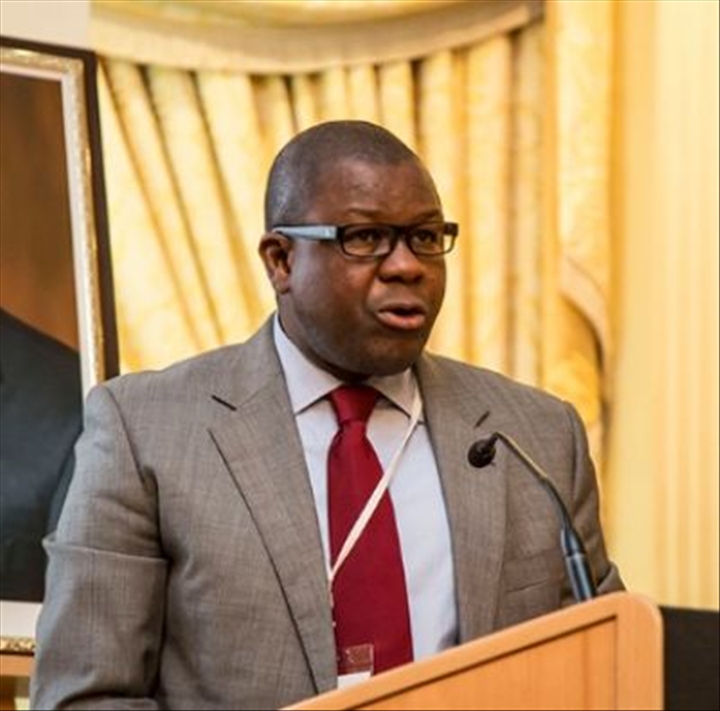 Le Consul général de la Côte d’Ivoire à Paris, repond aux préoccupation des usagers de son service. Les réformes sur les démarches