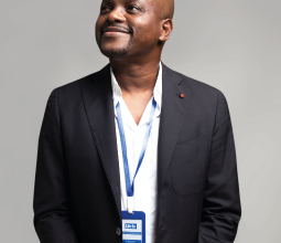 Photo of Fabrice Sawegnon (Life TV ) : « Toutes les audiences des autres chaînes ne valent pas celle de Willy à midi »