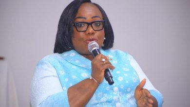 Photo of Après des allégations d’un syndicaliste des impôts- Anne Ouloto mise au dessus de tout soupçon