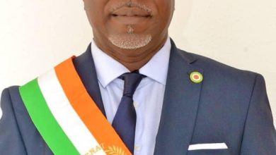 Photo of Hommage du Lôh-Djiboua au chef de l’État- Vénérable Awassa Alexandre : « La reconnaissance du travail bien fait exige de demander au Président Alassane Ouattara de continuer à apporter le développement dans le Lôh-Djiboua »