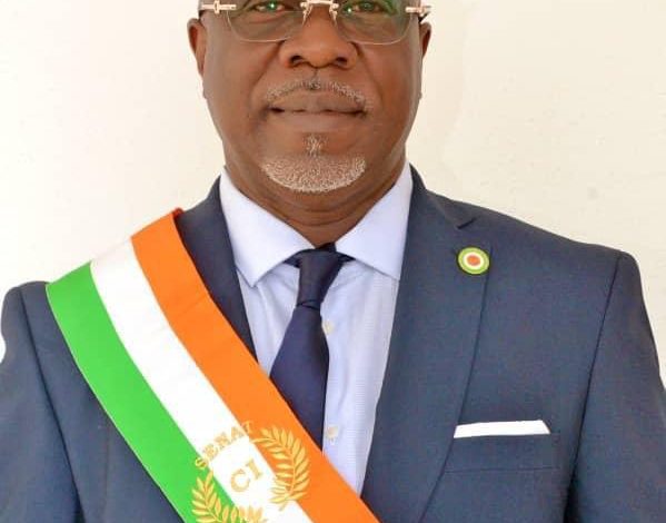 Photo of Hommage du Lôh-Djiboua au chef de l’État- Vénérable Awassa Alexandre : « La reconnaissance du travail bien fait exige de demander au Président Alassane Ouattara de continuer à apporter le développement dans le Lôh-Djiboua »