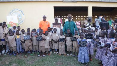 Photo of Rentrée scolaire 2024-2025 – La Fondation Tchépé fait divers dons à 600 élèves de Ponvogo.