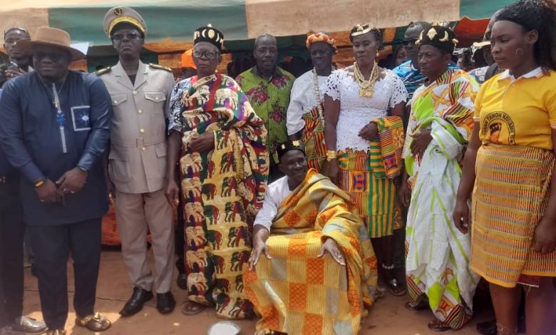 Photo of Takikro :   Nanan Tanoh Kouamé officiellement intronisé chef du village