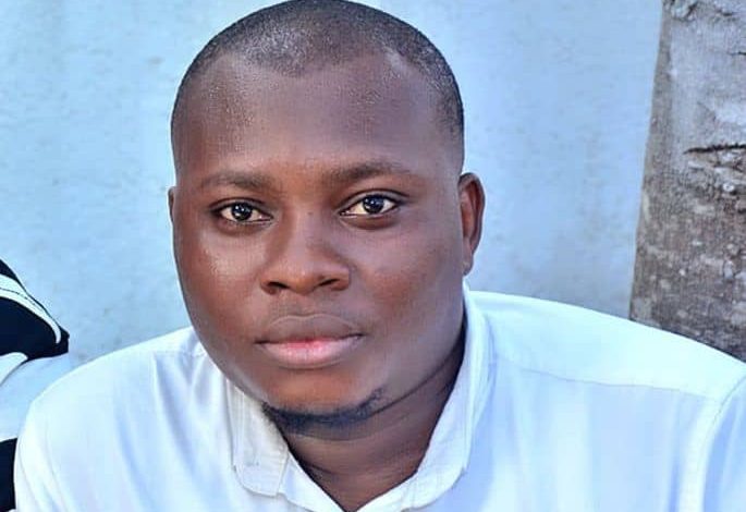 Photo of Jean-Marc Gogbe, lecteur de L&rsquo;Intelligent d&rsquo;Abidjan : « Ce journal a toujours offert des analyses de qualité et une couverture diversifiée de l&rsquo;actualité »