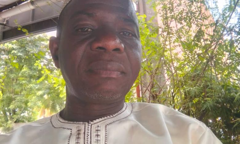 Photo of Fofana Vadama, Imam de la Mosquée Fofana Mohamed 2 Plateaux les oliviers : «Que les titres soient revus parce que la désinformation part de là avec les titrologues »