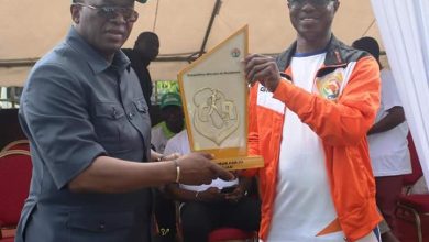 Photo of 2ème édition de la Compétition Africaine de Randonnée- Danho Paulin remet le trophée du Bénin