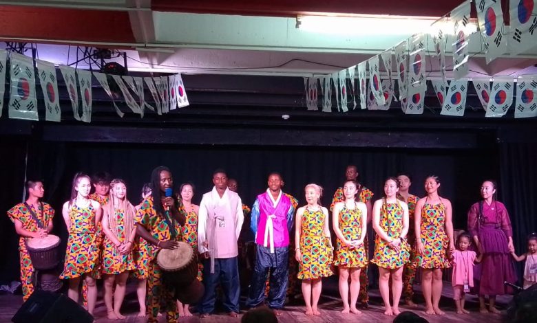 Photo of Brassage culturel-   Une délégation sud-coréenne à la découverte de la culture ivoirienne