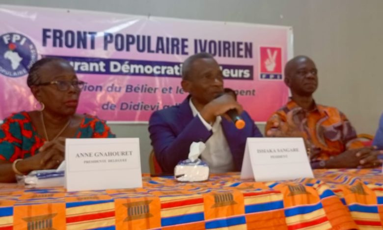 Photo of En tournée de mobilisation pour “Démocratie et Valeurs”, Issiaka Sangaré, depuis Didiévi : « Le Président Alassane Ouattara a un bilan dont nous prenons connaissance tous les jours »