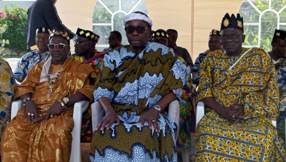 Dans un souci de renforcement de la cohésion sociale et du vivre-ensemble, Nana Boigny N’dri 3, chef de canton des Akoué de Yamoussoukro